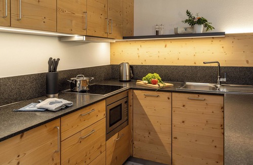 Bulla Apartment | Holiday Apartment “Arbea - Orde” with Mountain View, Wi-Fi & Garden