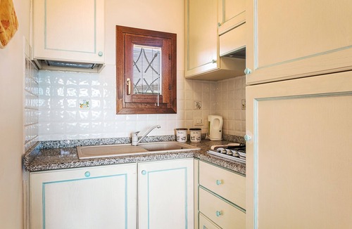 Pittulongu Apartment | Holiday Apartment “Bia de Bados B5” with Wi-Fi and Shared Pool