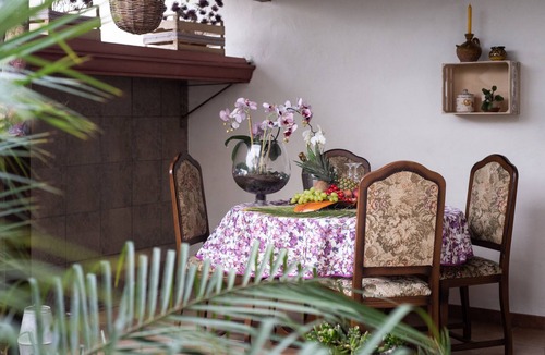Borgagne Apartment | Holiday Apartment 'Casa Zoraide' with Private Terrace & Wi-Fi