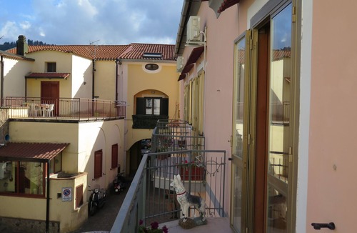 Campinola House | Holiday Apartment Del Core