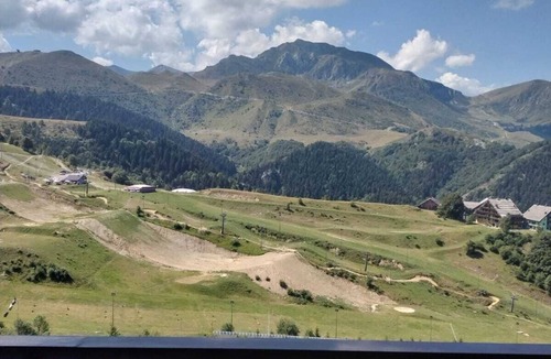 Prato Nevoso Apartment | Holiday Apartment 'Bilocale 200mt Dagli Impianti' near Slopes with Private Balcony