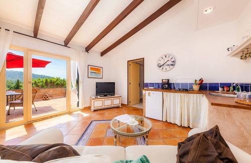Son Macia Villa | Holiday Apartment "With Rooftop Terrace Panoramic View" with Mountain View, Shared Pool and Wi-Fi