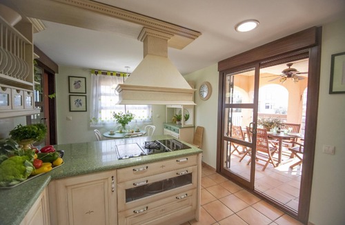 L'Hospitalet de l'Infant House | Holiday house Hospitalet del Infante for 1 - 10 persons with 5 bedrooms - Holiday home