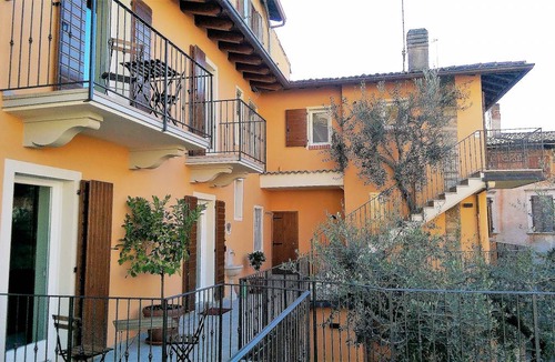 Toscolano Maderno House | Holiday house for 12 persons approx. 236 m² in Toscolano-Maderno, Lake Garda (West shore of Lake Garda)