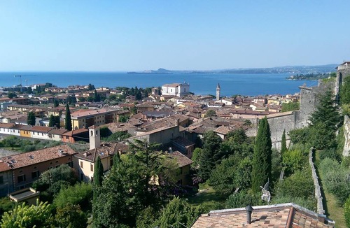 Toscolano Maderno House | Holiday house for 12 persons approx. 236 m² in Toscolano-Maderno, Lake Garda (West shore of Lake Garda)