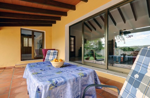 Jimena de la Frontera House | Holiday Home 'Finca Los Pájaros' with Private Terrace, Wi-Fi and Air Conditioning