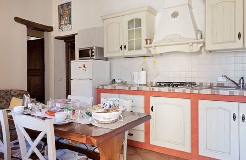 Piegaro House | Holiday Home near Pietrafitta Lake