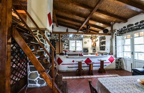 Motta Camastra House | Holiday home, Francavilla di Sicilia