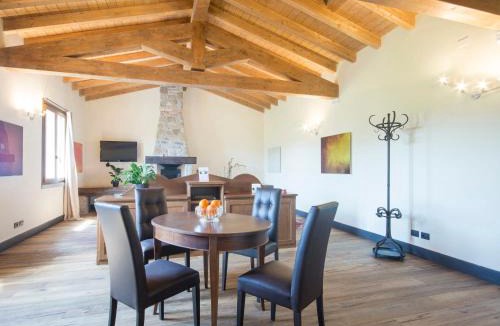 Tresana House | Holiday Home Agr- Castello della Mugazzena by Interhome