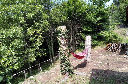 Osiglia House | Holiday Home 'Ca' Rionda' with Mountain View, Private Garden and Wi-Fi