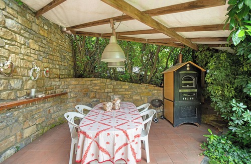 Sanremo House | Holiday Home 'Casone' with Sea View, Wi-Fi and Air Conditioning