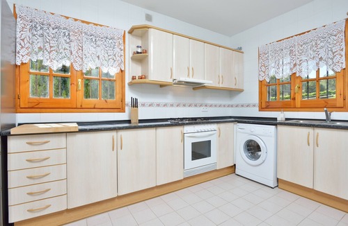 Roda de Bara House | Holiday Home 'Chalet Independiente Costa Daurada' with Private Garden, Balcony and Air Conditioning