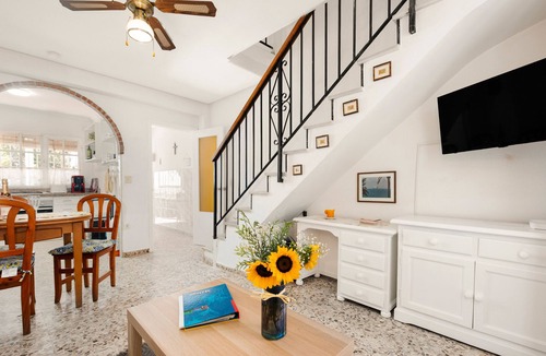 Playas del Palo House | Holiday Home 'Coral Beach' with Sea Views, Wi-Fi and Air Conditioning