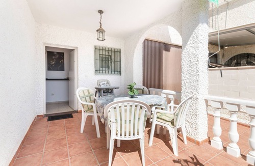 Santiago de la Ribera House | Holiday Home 'Hygee' with Private Terrace, Wi-Fi and Air Conditioning