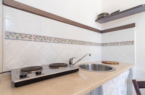 Alcanterini Apartment | Holiday Home 'Fico' with Private Terrace, Private Garden and Air Conditioning