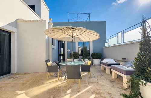 San Pietro in Lama House | Holiday Home 'Maison Boutique At Viviana' with Shared Pool, Wi-Fi and Air Conditioning