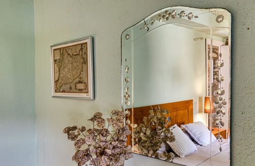 Boadella i les Escaules House | Holiday Home "L'Estanc" with Mountain View, Terraces & Wi-Fi
