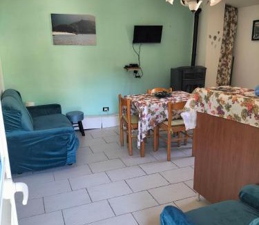 Fiumata House | Holiday Home Lago del Salto