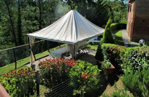 Toiano House | Holiday Home Lisena by Interhome