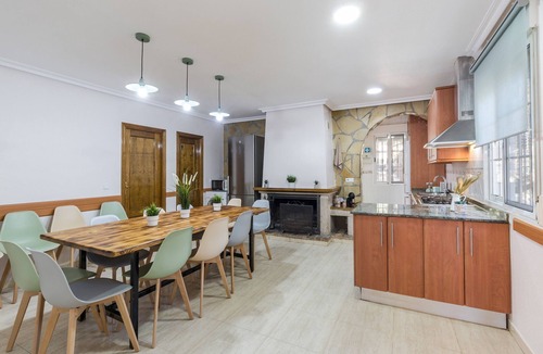 Totana House | Holiday Home 'Mi Bella' with Private Pool, Wi-Fi and Air Conditioning