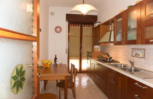 Salerno Apartment | Holiday Home Neverending Sea: apartment with sea view in the center of Salerno
