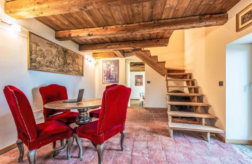 Piasco House | Holiday Home Poderi Alugi Serravalle by Interhome