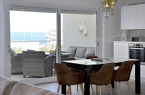 Polignano a Mare House | Holiday Home 'Sea in Sight Polignano a Mare' close to the Beach with Wi-Fi