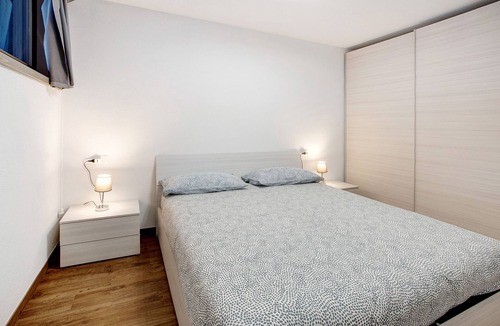San Carlo House | Holiday Home 'San Carlo 1' with Mountain View, Private Terrace and Wi-Fi