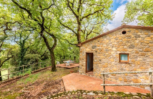 Montieri Apartment | Holiday Home 'San Michele - Casa Convento' with Mountain View, Shared Pool and Wi-Fi