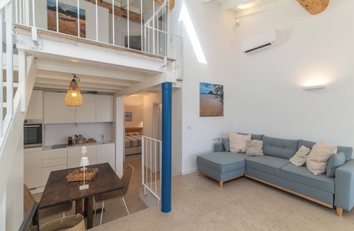 Costa Corallina House | Holiday Home 'Villa Cactus, Costa Corallina' with Sea View, Wi-Fi and Air Conditioning