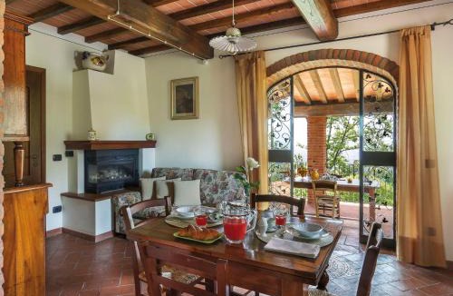 Margine Coperta-Traversagna House | Holiday Home Villa I Cipressi by Interhome