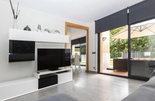 Olot House | Holiday Home Volca by Interhome