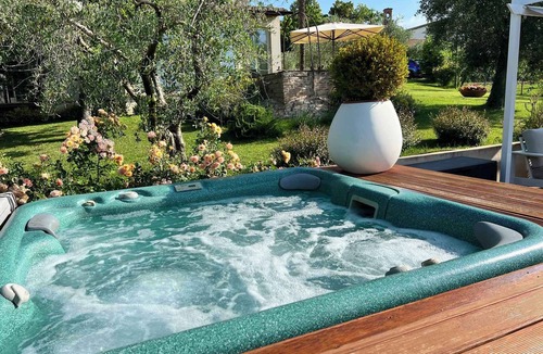 SantʼEgidio House | Holiday home with pool, whirlpool and solarium