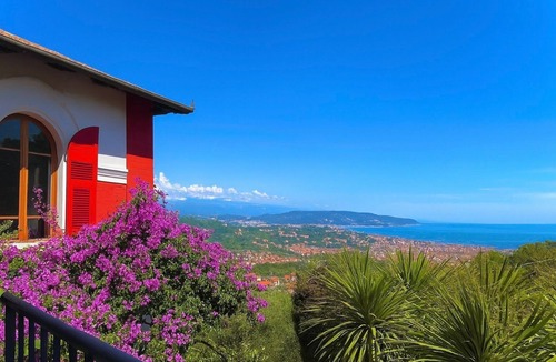 La Foce House | Holiday house Foce for 1 - 8 persons with 5 bedrooms - Holiday house