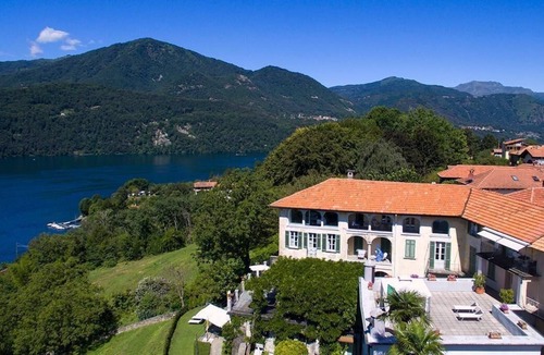Crabbia House | Holiday house Pettenasco for 1 - 20 persons with 10 bedrooms - Holiday home