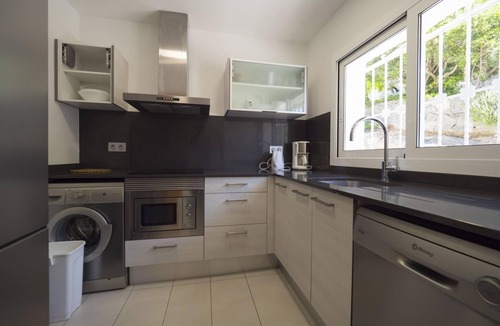 Roses Town Center House | Holiday house Roses for 1 - 11 persons with 4 bedrooms - Holiday home