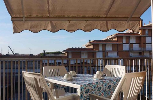 Porto Santa Margherita Apartment | Holiday apartment with parking