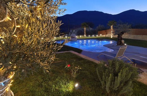 Santa Maria del Molise House | Holiday Home Tenuta Fortilù