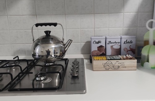 Cremnago House | Home & Breakfast "La Madonnina" CIN:IT013136C29HQUKBX8 CIR:013136-CNI-00001