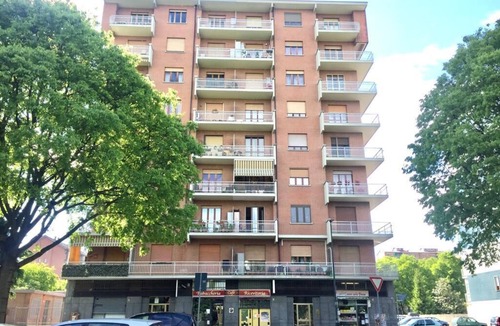 Mirafiori Sud Apartment | Home convenient for the center,green oasis, view Alps, free parking