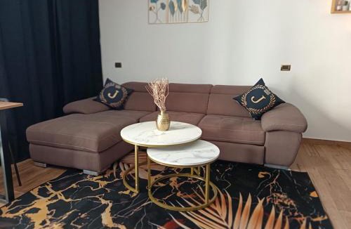 Oleggio Apartment | Home Faty Fleur J&F