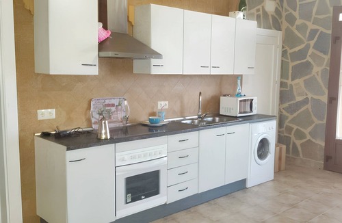 Villarrobledo Apartment | Homerez - Apt. Villarrobledo, pool