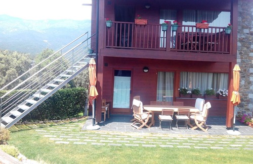 Aravell Apartment | Homerez - Beautiful appartement for 6 ppl. with garden and balcony at Lleida