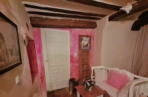 Old Town House | Homerez - Beautiful house for 2 ppl. at Cuenca