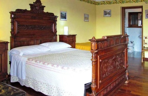 Ramazzano Villa | Homerez - Big villa for 26 ppl. with swimming-pool at Loc. Ramazzano, Perugia