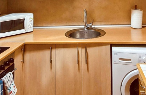 Tolva Apartment | Homerez - Modern Apartment in Tolva with Garden and Sports Facilities