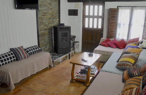 Onis House | Homerez - Spacious house for 8 ppl. with terrace at Picos de Europa