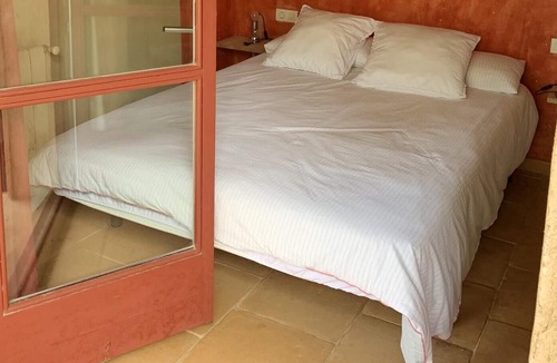 Camallera Villa | Homerez - Villa for 10 ppl. with swimming-pool, garden and terrace at Camallera