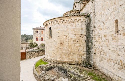 Besalu Apartment | Hopsters Boutique Suites