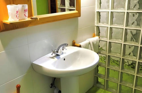 Navarredonda de Gredos Hostel | Hospedium Hostal Almanzor